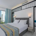 Sunrise Hotel