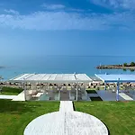 Sunrise Hotel