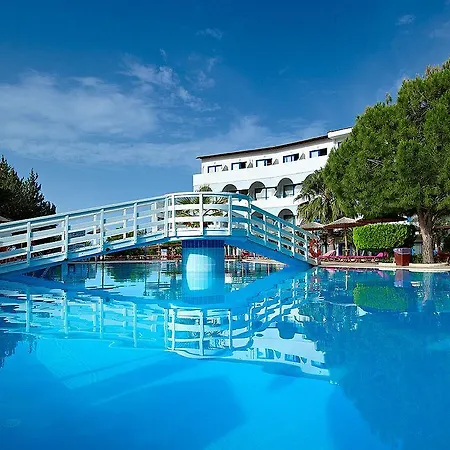 ανατολή 4* Πεύκος